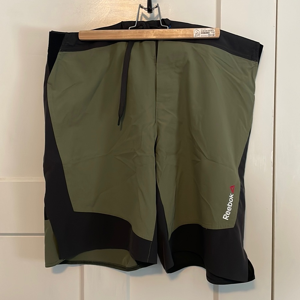 Army OD Green and Black Reebok CrossFit Speedwick Board Shorts in Large 36